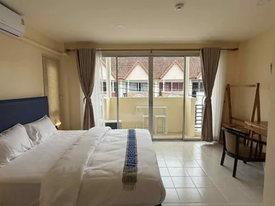 Camera doppia con balcone — Kata Kata Stay
